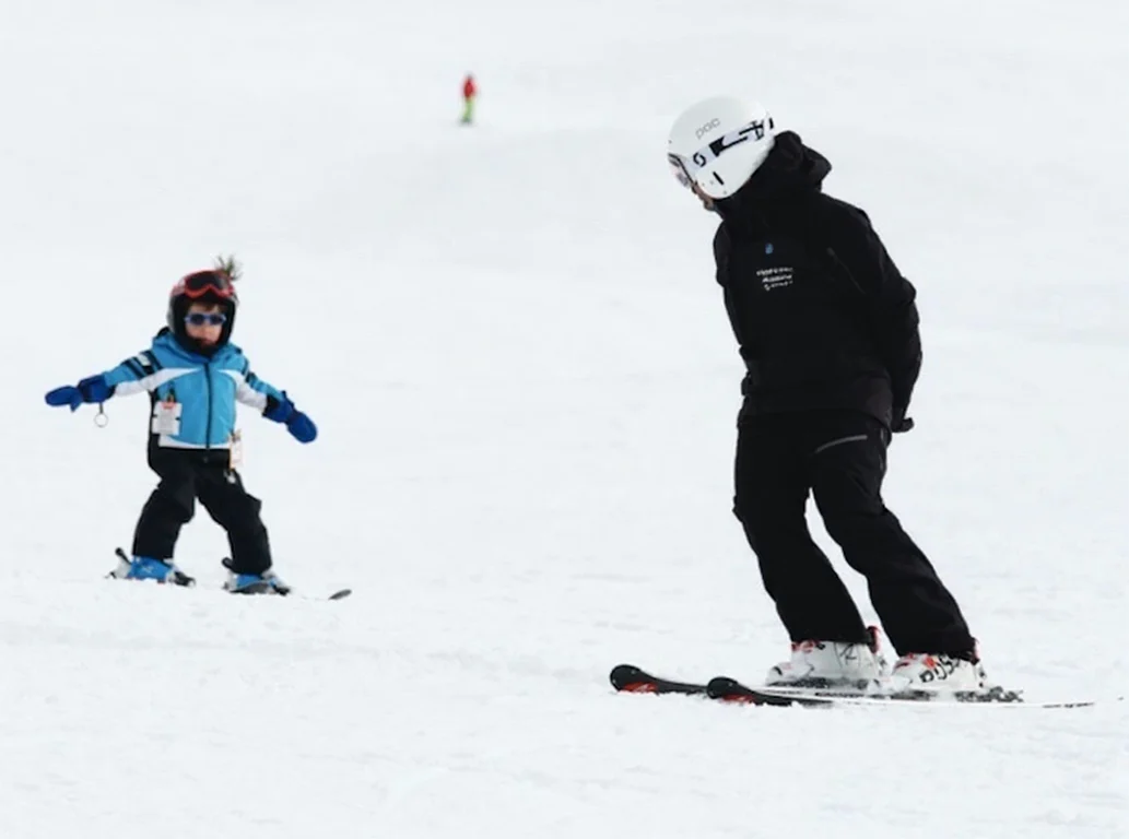 Clases de esqui para ninos pequenos  particulares baqueira — Alpine Ski Academy, Baqueira Beret